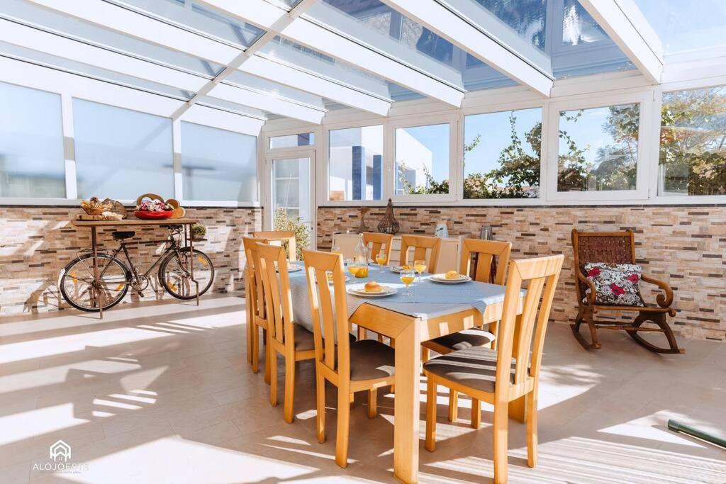 Casa Do Patio - 3 Bedrooms, Ponte Rol 托里什韦德拉什 外观 照片