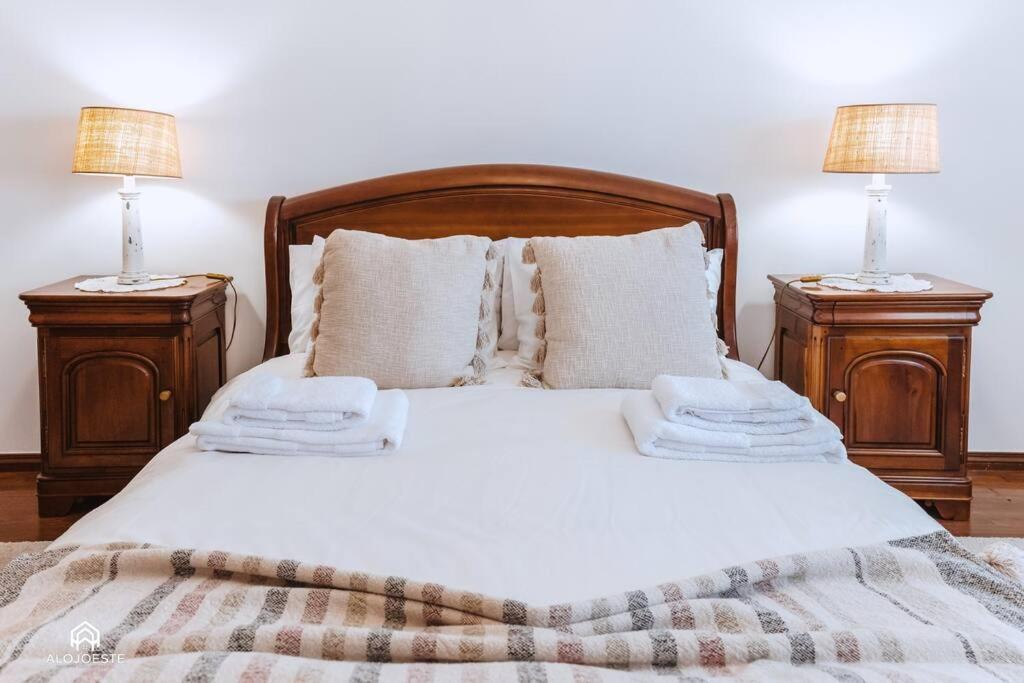 Casa Do Patio - 3 Bedrooms, Ponte Rol 托里什韦德拉什 外观 照片