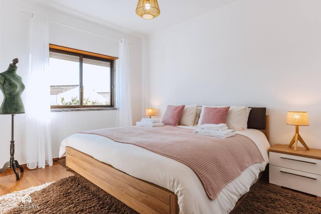 Casa Do Patio - 3 Bedrooms, Ponte Rol 托里什韦德拉什 外观 照片