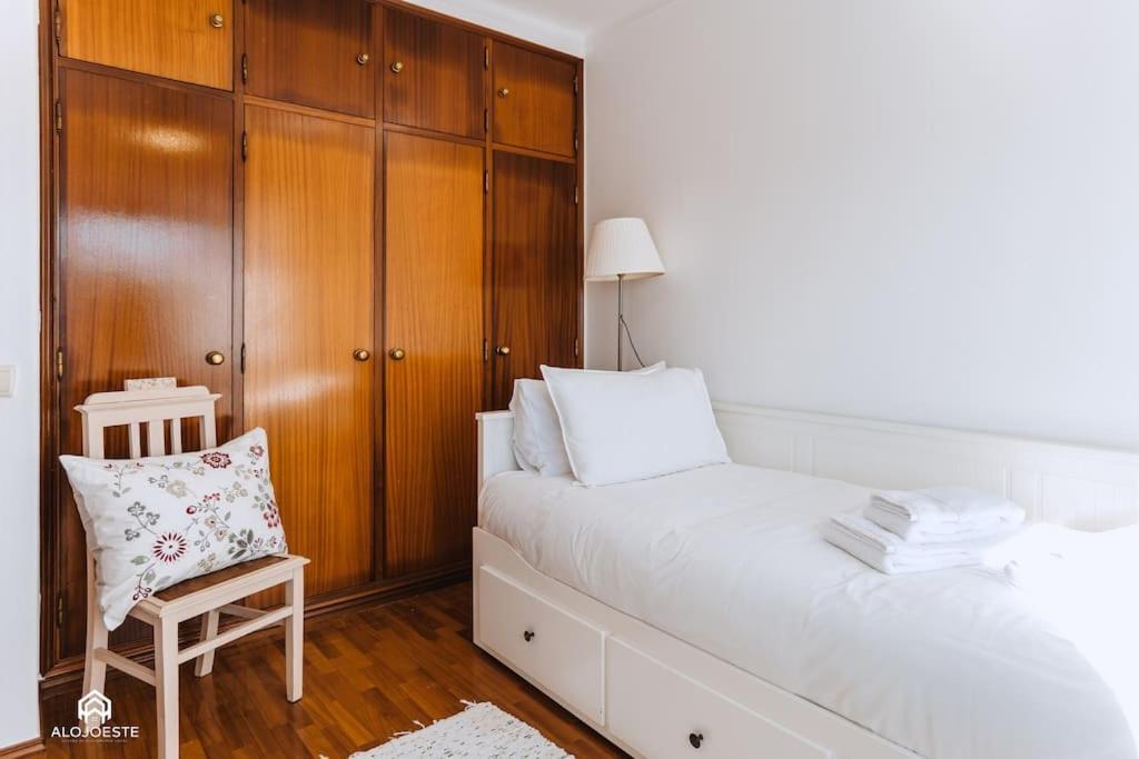 Casa Do Patio - 3 Bedrooms, Ponte Rol 托里什韦德拉什 外观 照片